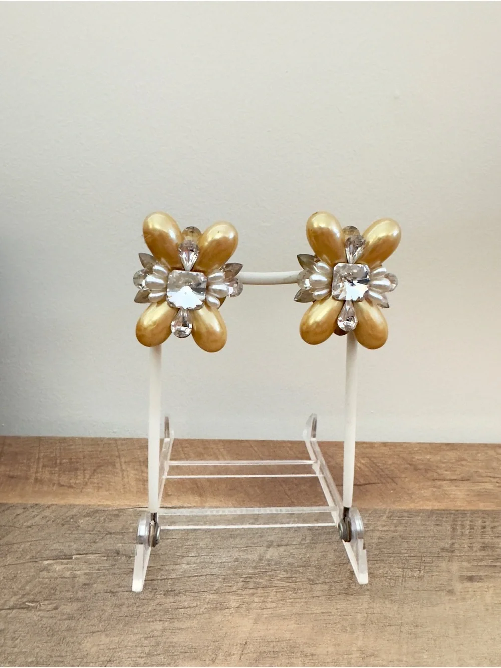 Wendy Gell vintage statement